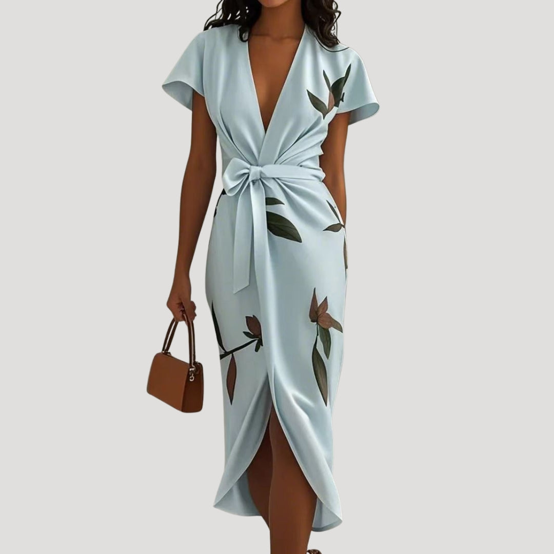 Robe d'été midi portefeuille fleurie pour femme, col V, manches courtes, parfaite pour mariage ou décontracté.