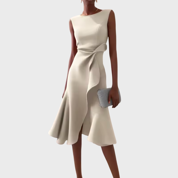 Robe élégante femme midi, sans manches, asymétrique, avec drapé pour soirée mémorable.