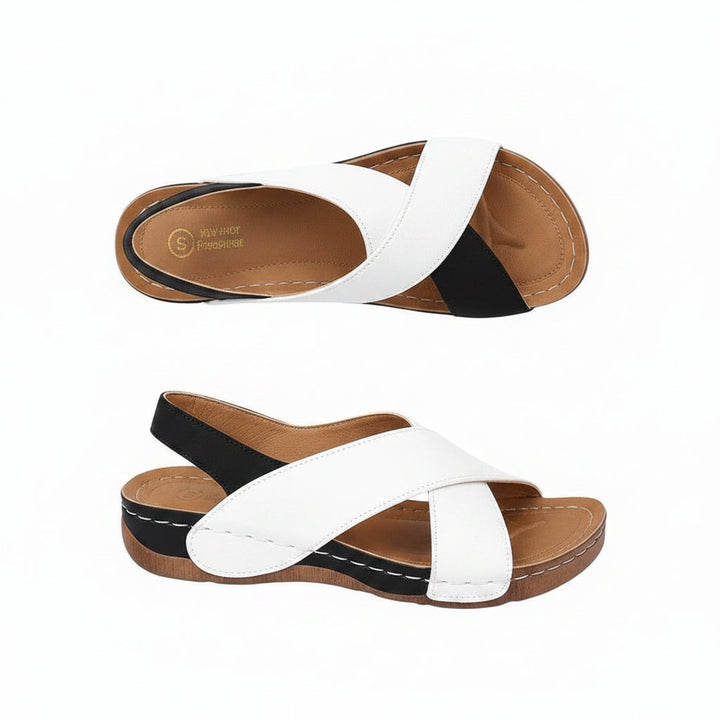 Sandales compensées bicolores pour femme avec bride arrière, confortables et élégantes pour l'été.