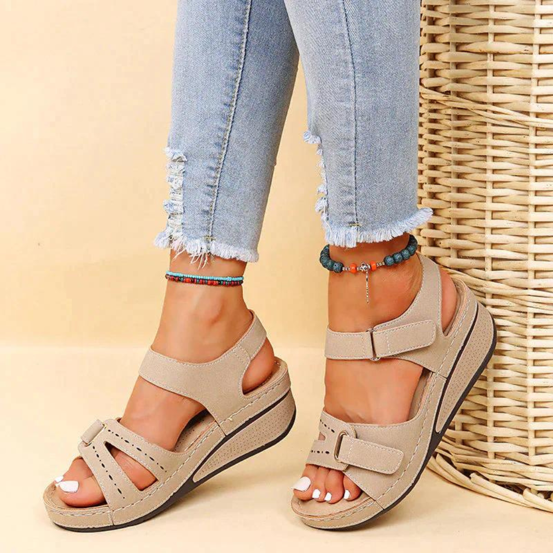 Sandales compensées femme orthopédiques, plateforme confortable, scratchs ajustables, style bout ouvert été.