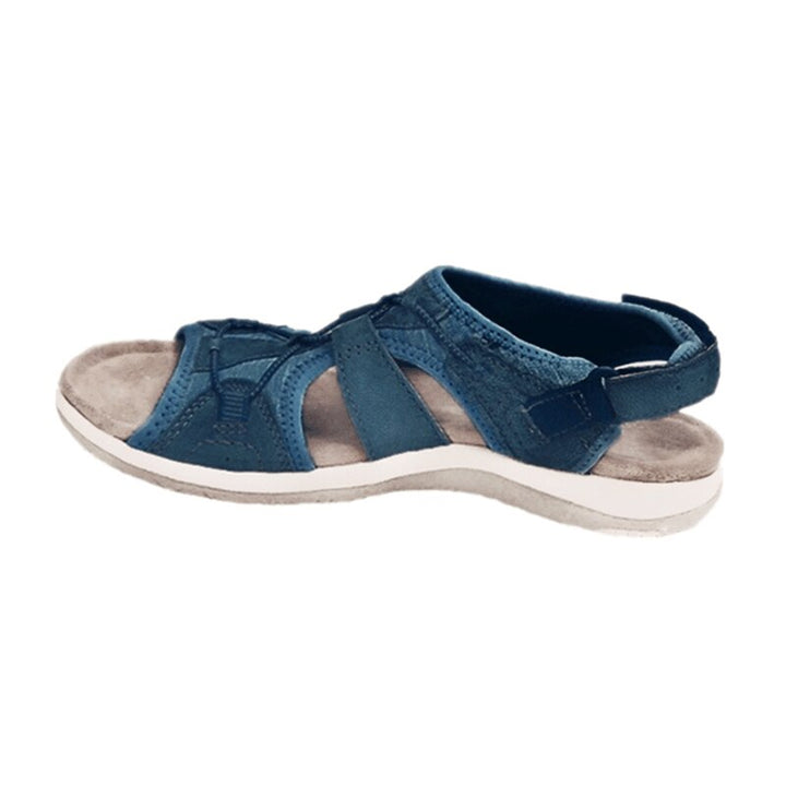 Sandales bout ouvert femme avec lanières larges à velcro. Parfaites pour le confort et le soutien.