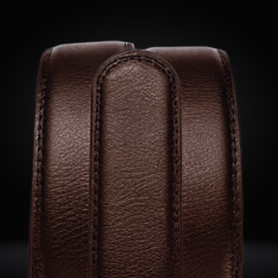 Accessoire de mode masculin : ceinture automatique polyvalente, parfaite pour le bureau ou les sorties élégantes.