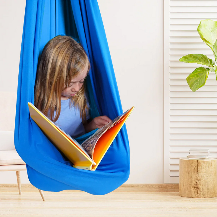 Balançoire sensorielle de bien-être pour enfant. Calme, relaxation et jeu pour autisme, TDAH.