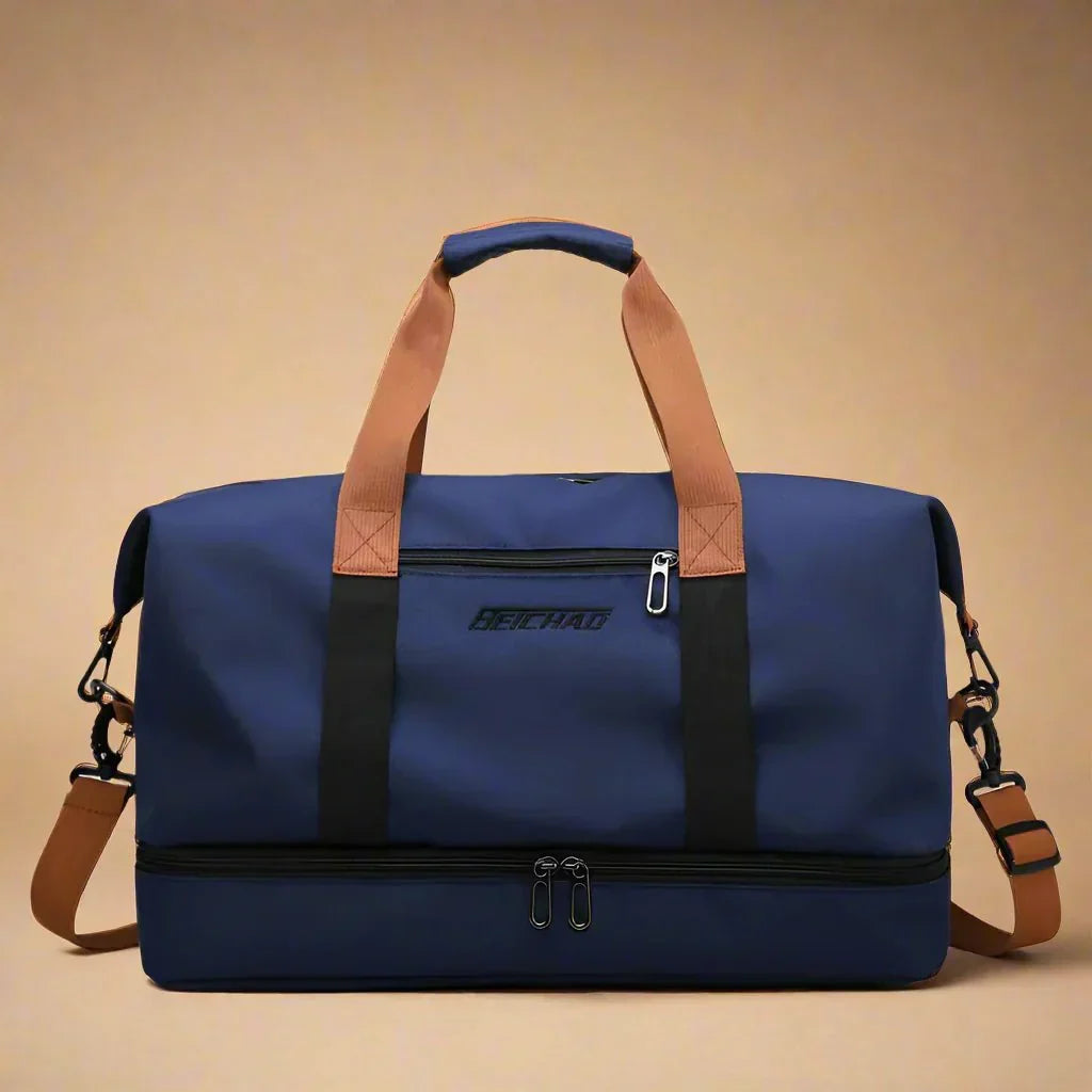 Sac de sport noir, imperméable, avec espace chaussures ventilé et poche étanche. Pour le gym et les week-ends.