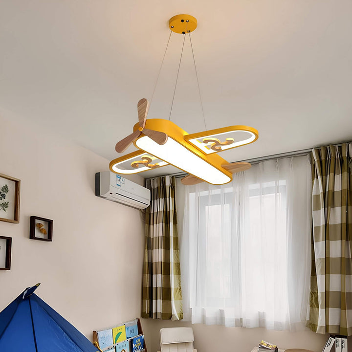 Décoration lumineuse : suspension LED avion pour chambre d'enfant, design ludique et dimmable.
