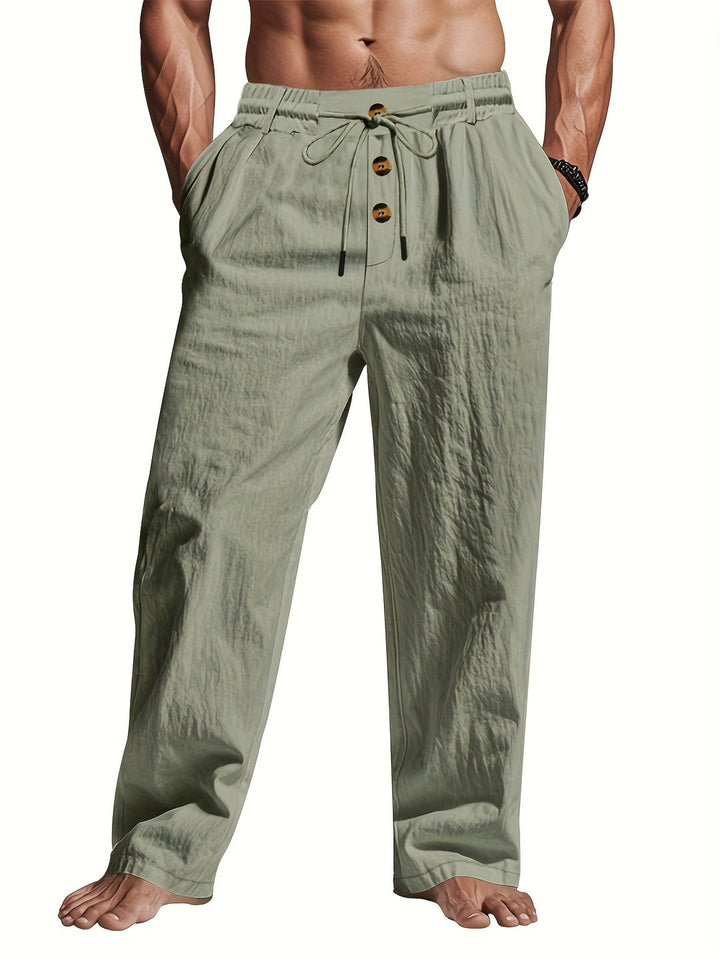 Short homme ultra léger pour l'été. Design estival et confortable avec taille élastique, idéal mode homme décontractée.