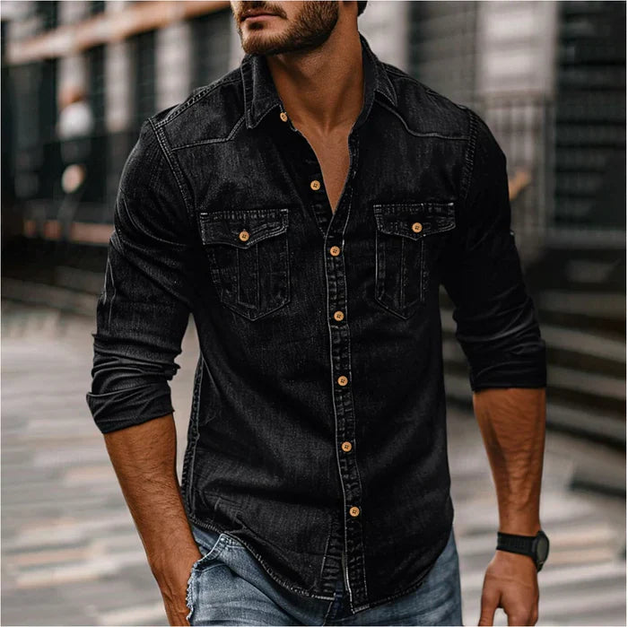 Surchemise homme slim en denim bleu, style casual élégant pour le printemps et l'automne, coupe ajustée.