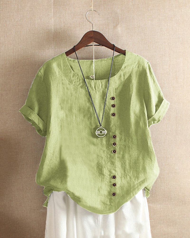 Blouse femme mode, style décontracté avec boutonnage élégant. Coupe fluide, idéale pour printemps-été.