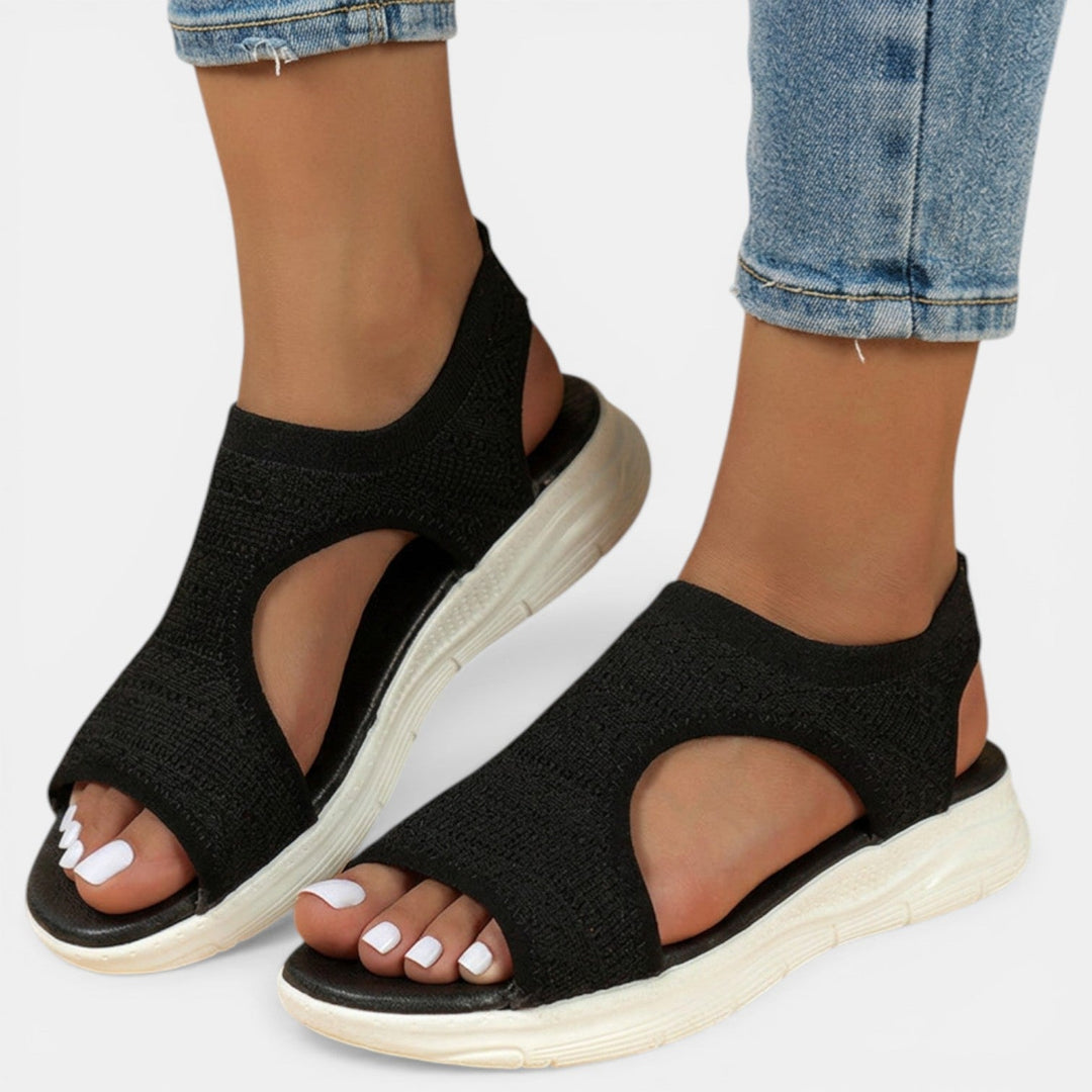 Sandales plates à enfiler pour femmes, apportent confort, soutien et soulagement de la douleur au pied.