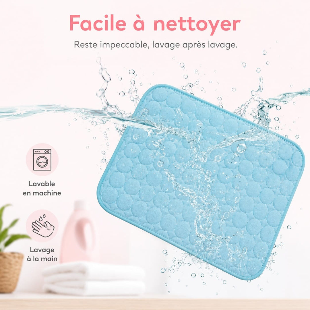 Offrez à votre chat un répit de la chaleur avec ce tapis rafraîchissant, un produit pour le bien-être animal.