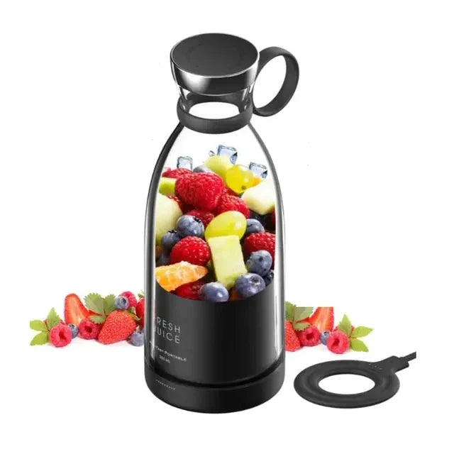 Mixeur de cuisine compact blanc, rechargeable, pour préparer des smoothies et jus rapidement et facilement.