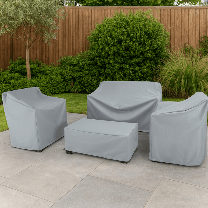 Housse de protection robuste en polyester anti-UV pour meubles d'extérieur, étanche et durable.