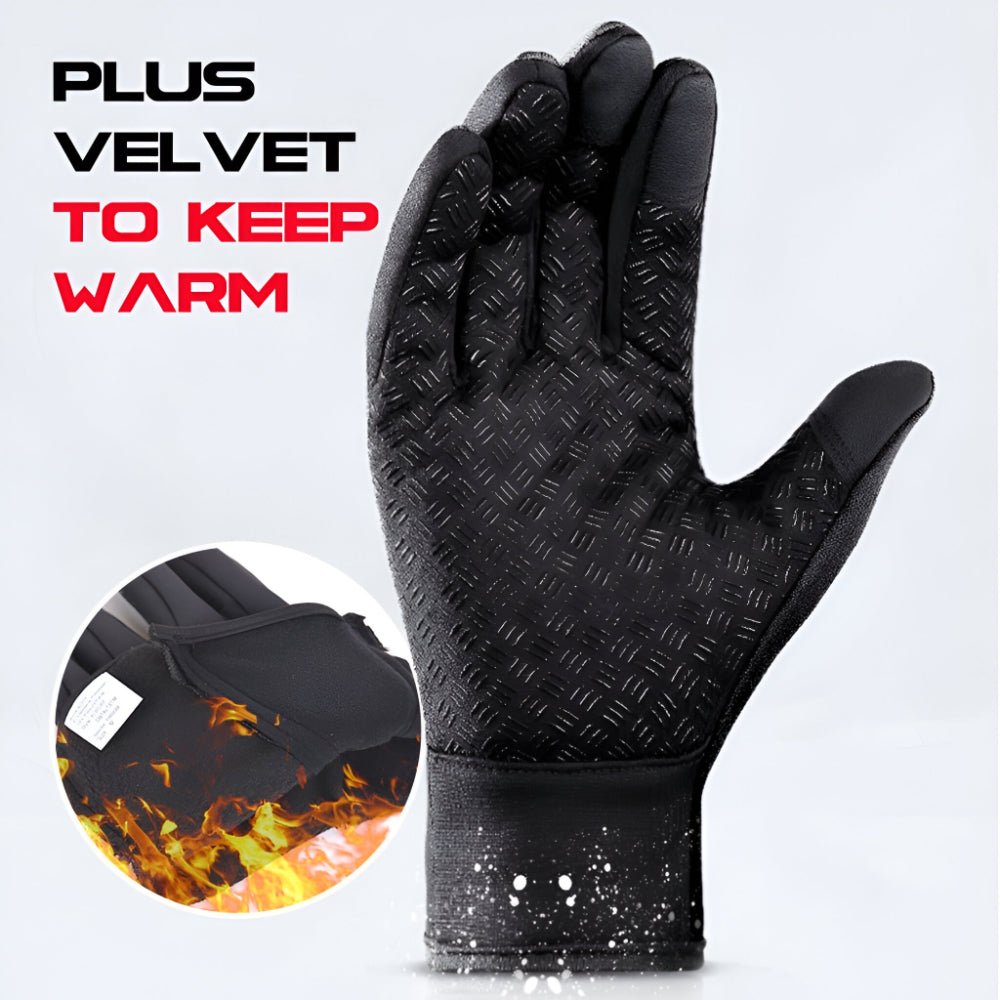 Accessoires hiver essentiels : gants chauffants et tactiles pour garder les mains au chaud en vélo, ski ou randonnée.