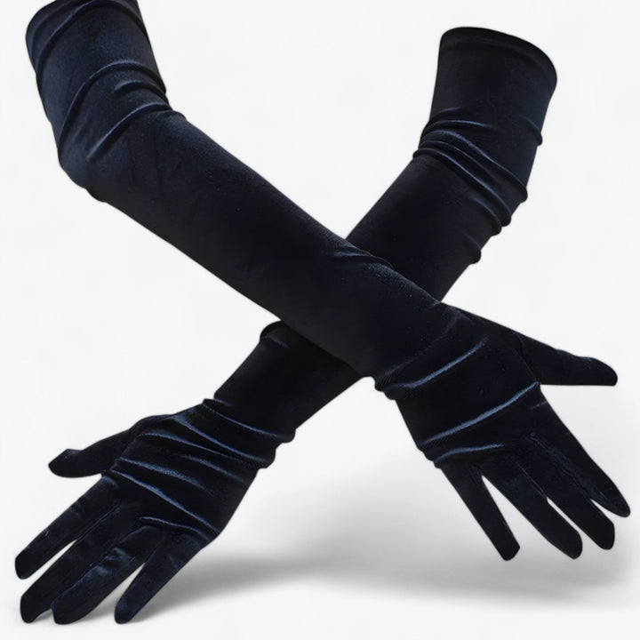 Gants d'hiver femme élégants et chauds. Accessoire doux et confortable pour un look rétro luxe.