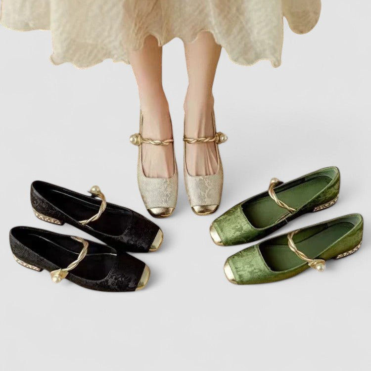 Chaussures talon large Mestelle orthopédiques, confort optimal femme, look chic.
