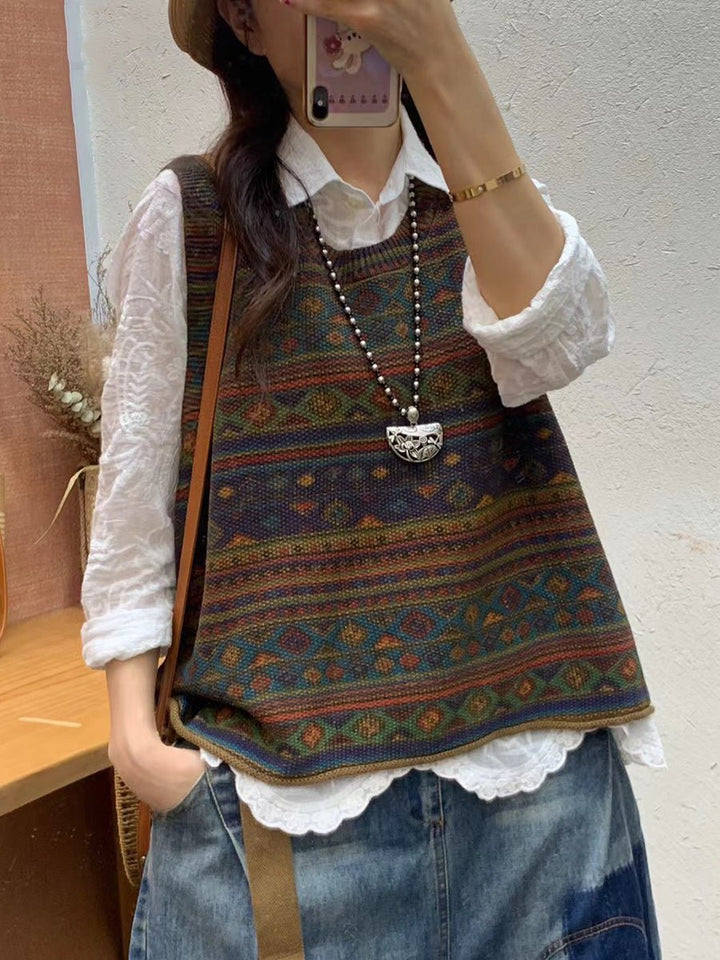 Gilet tricoté chic à col rond pour femme, élégant et confortable. Idéal pour la mode automne.