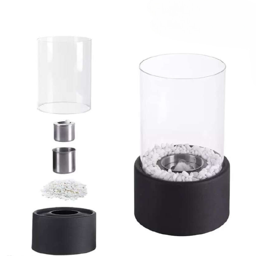 Lampe à huile design classique, éclairage d'ambiance pour une maison accueillante et décorée.