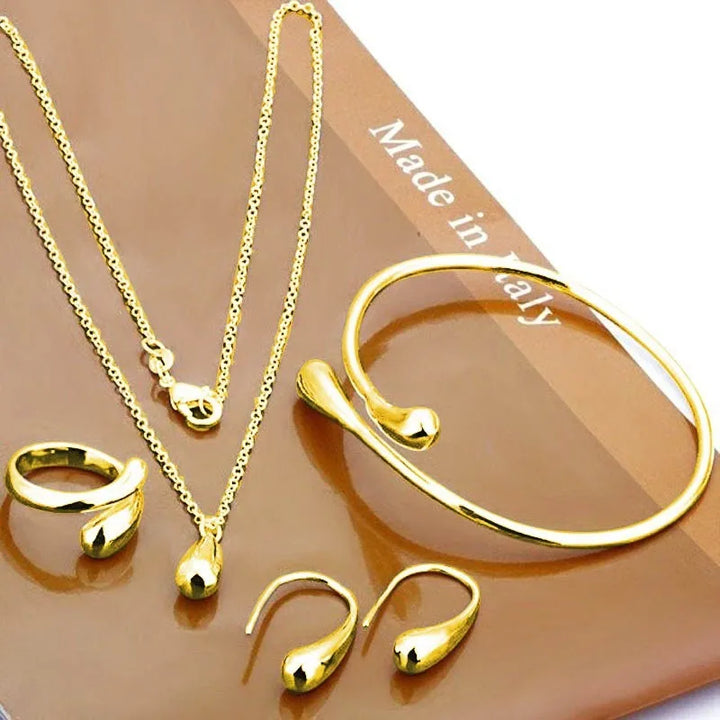 Collier et boucles d'oreilles goutte d'eau en argent S925 pour femme, un cadeau élégant et raffiné.