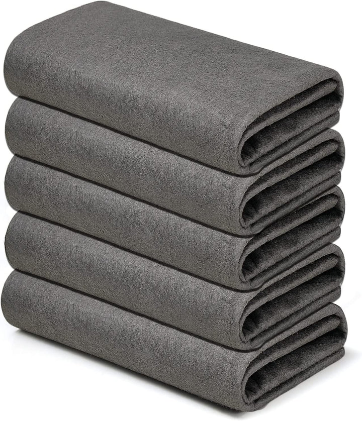 Chiffon microfibre absorbant, réutilisable pour un nettoyage maison impeccable et sans traces.