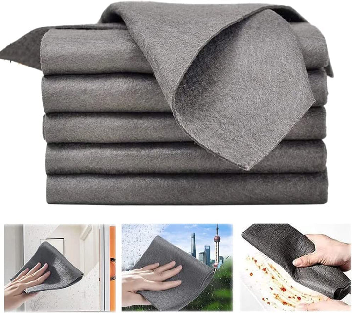 Ce chiffon microfibre très absorbant est parfait pour un nettoyage sans traces des vitres, miroirs et surfaces lisses.