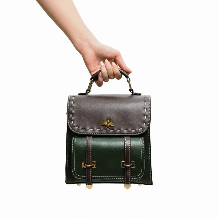 Sac à dos Bella fonctionnel avec multiples compartiments pour organisation.