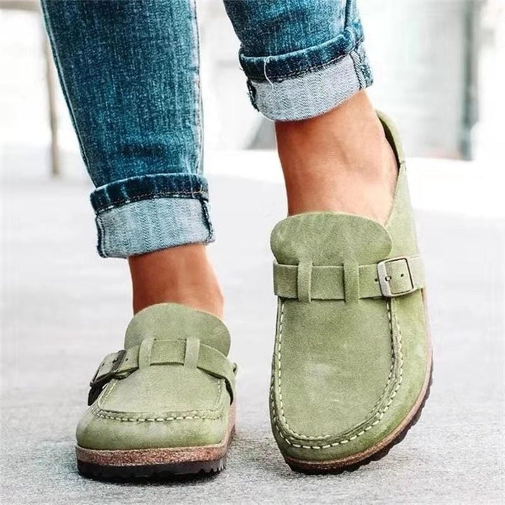 Mocassins femmes confortables, chaussures orthopédiques pour le bien-être des pieds, soutien optimal pour longues marches.
