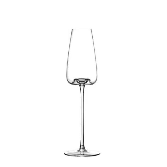 Verres à vin en cristal "sommelier", alliant fonctionnalité et élégance pour la dégustation.