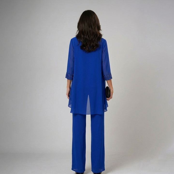 Ensemble noir femme 3 pièces: pantalon chic, top élégant & veste légère. Parfait pour soirée ou printemps.