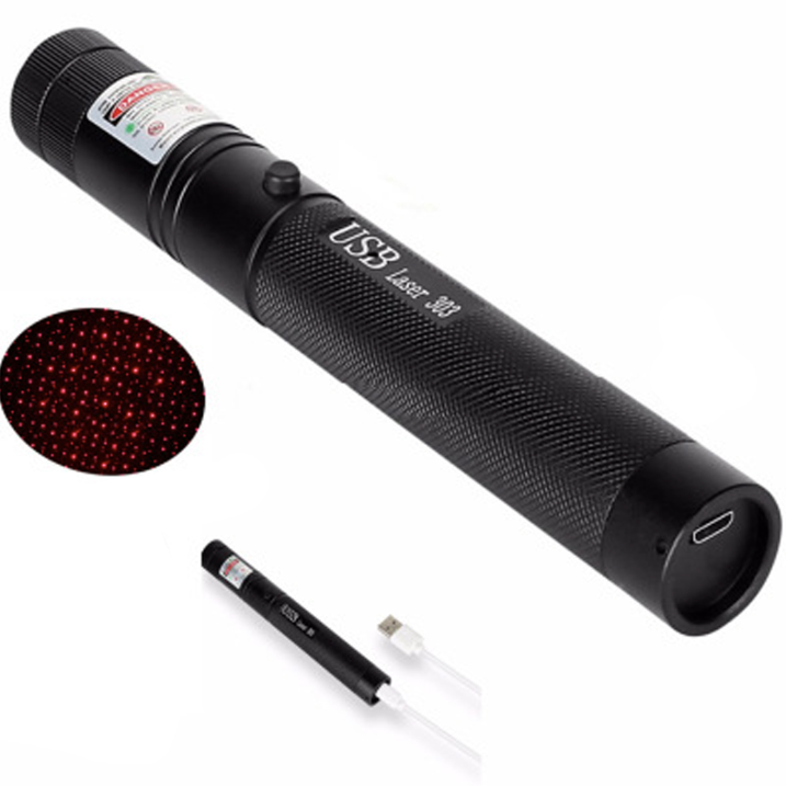 Torche laser professionnel en aluminium, durable, pour une visibilité accrue en environnement extérieur.
