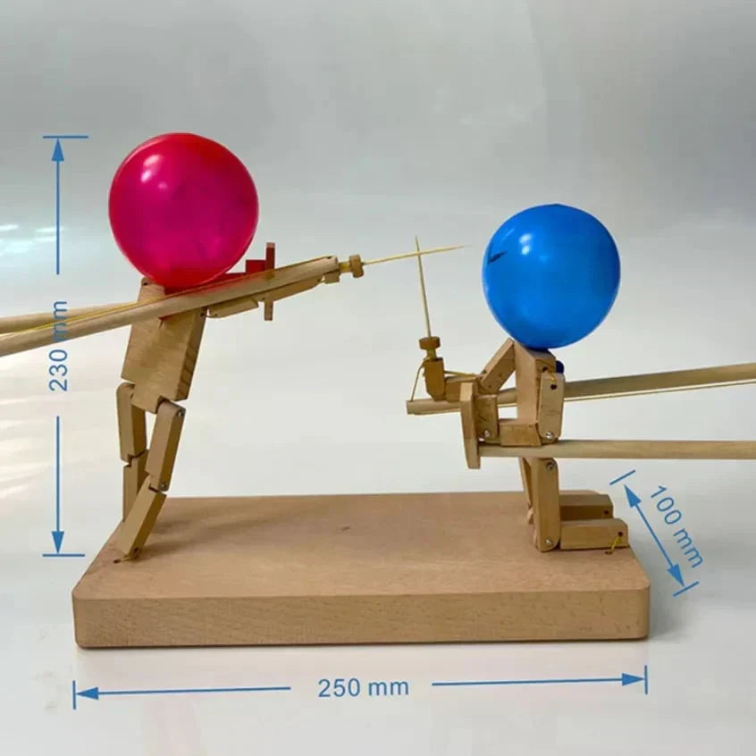 Ensemble complet du jeu de combat stratégique en bois, idéal pour des heures de duel et de stratégie.