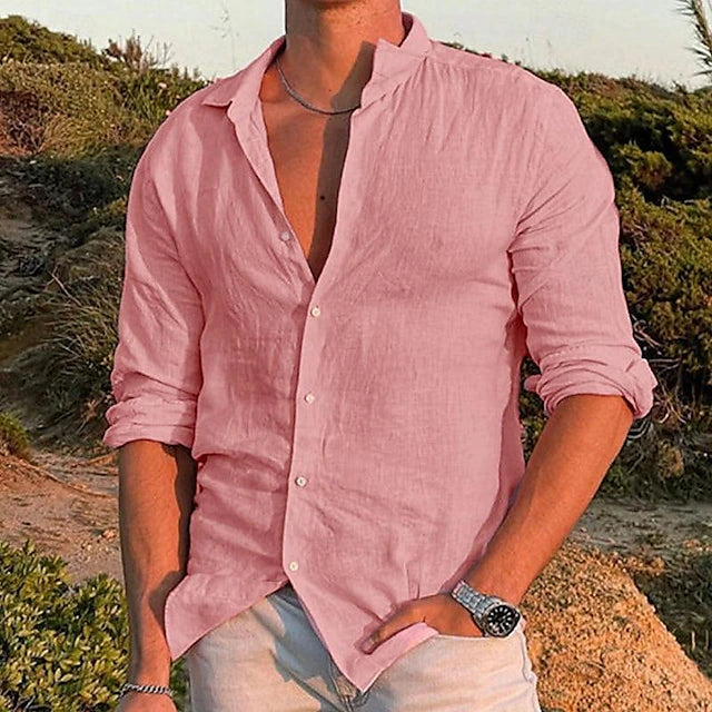 Détail des poignets de la chemise homme à manches longues, coupe régulière, mode masculine casual.
