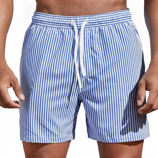 Short de bain homme à rayures, cordon ajustable, parfait pour la plage et l'été.