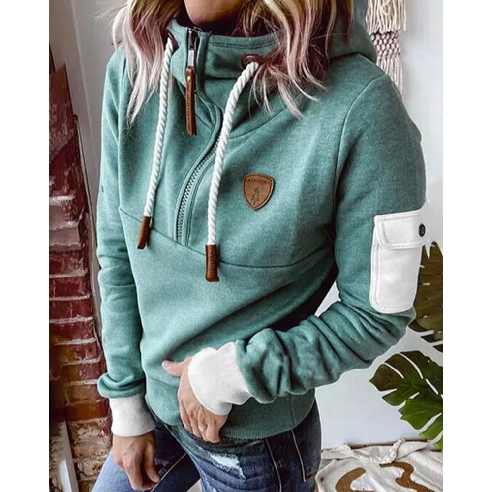 Sweat à capuche premium femme Aarohi, style décontracté et confortable. Parfait pour la mode automne-hiver quotidienne.
