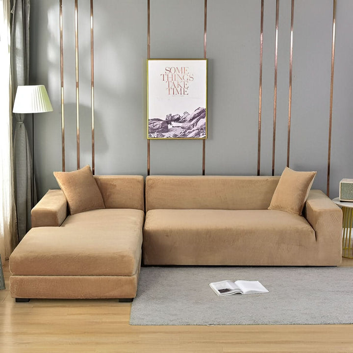 Détail de la texture douce housse de canapé noire, confort et design intérieur pour protection meuble.