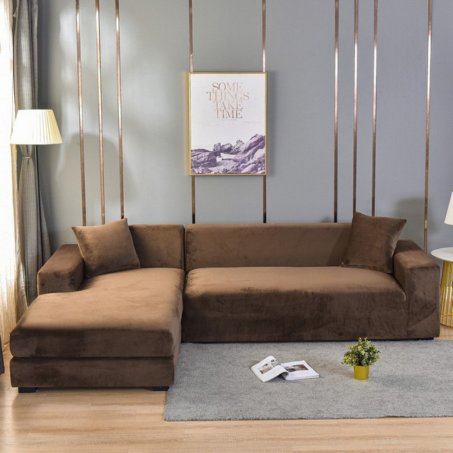 Protection de meuble: housse de canapé extensible antipoil et antitache, design moderne pour salon.