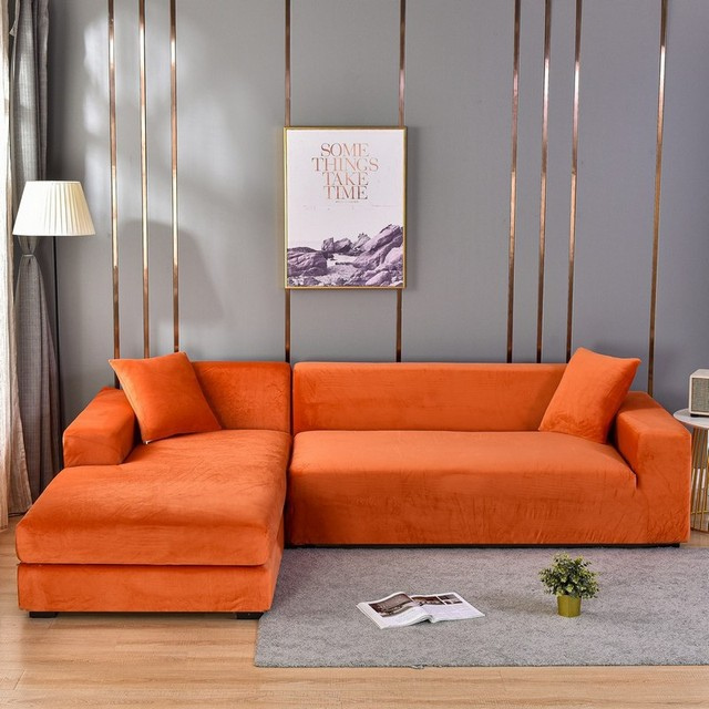 Housse de canapé extensible velours, ajoute une touche de confort et de style à votre intérieur.