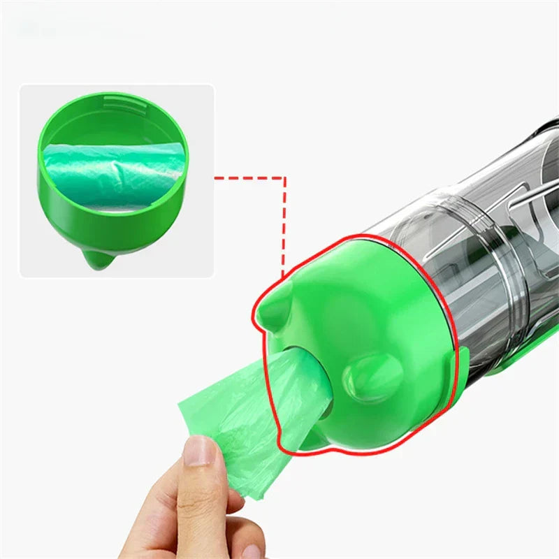 Solution d'hydratation 3-en-1 pour animaux : bouteille, écuelle et sacs. Parfait pour les promenades avec chien/chat.