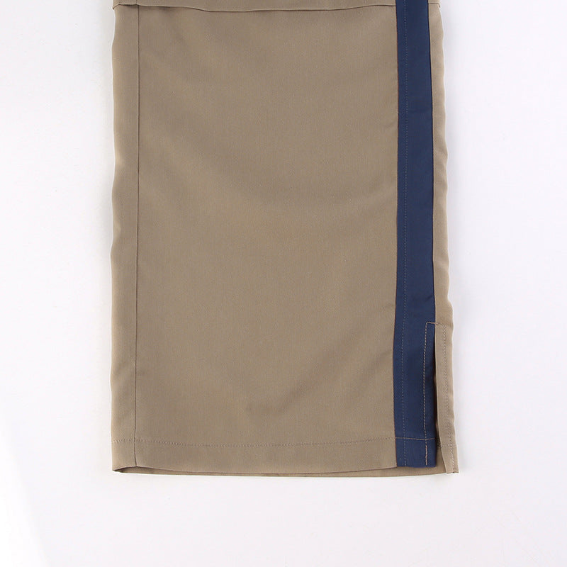 Pantalon jogger homme rétro kaki, rayures, coupe décontractée. Idéal pour le sport chic, le confort et un look streetwear.