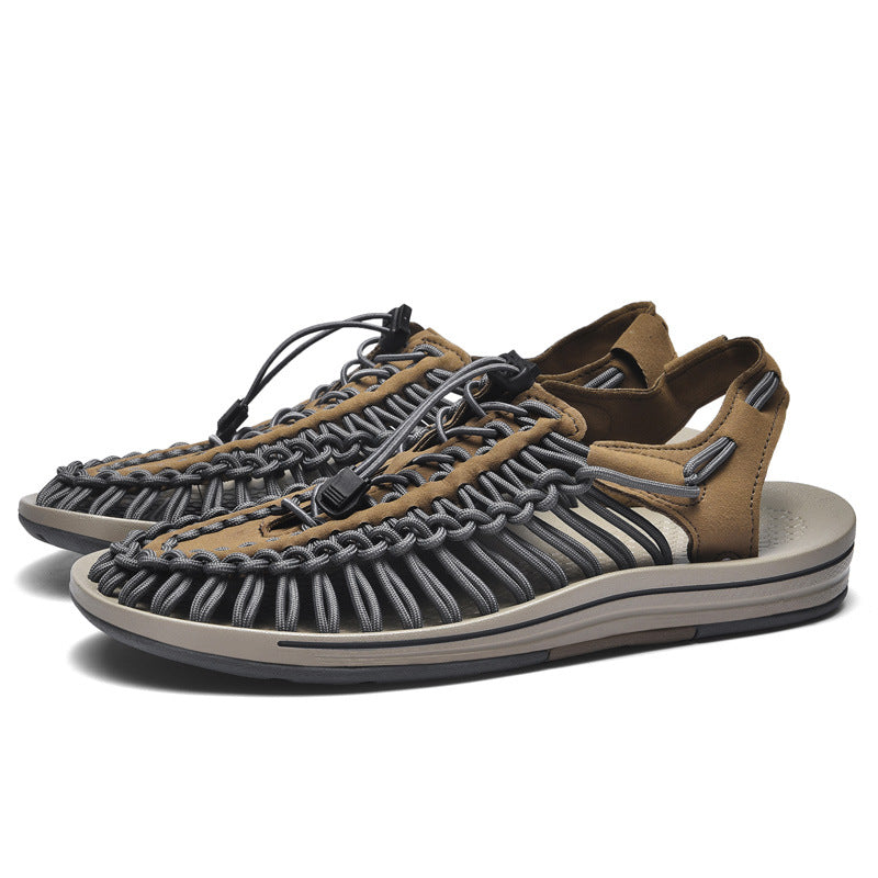 Sandale homme moderne et confortable. Idéale pour l'été, la marche et les loisirs, disponible en grandes tailles.
