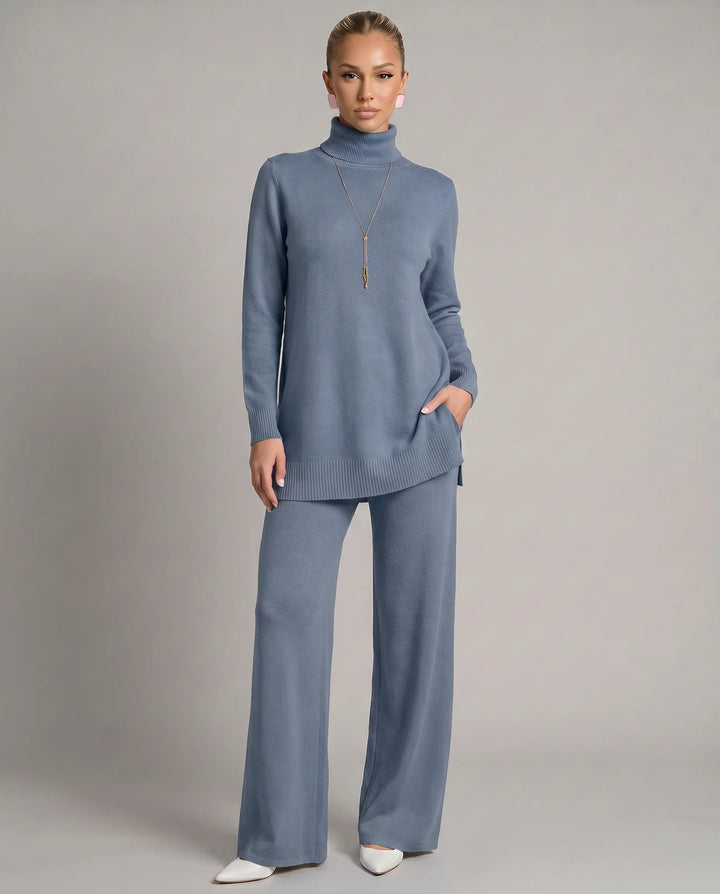 Ensemble femme deux pièces en maille. Pantalon large décontracté et haut assorti. Confort optimal.