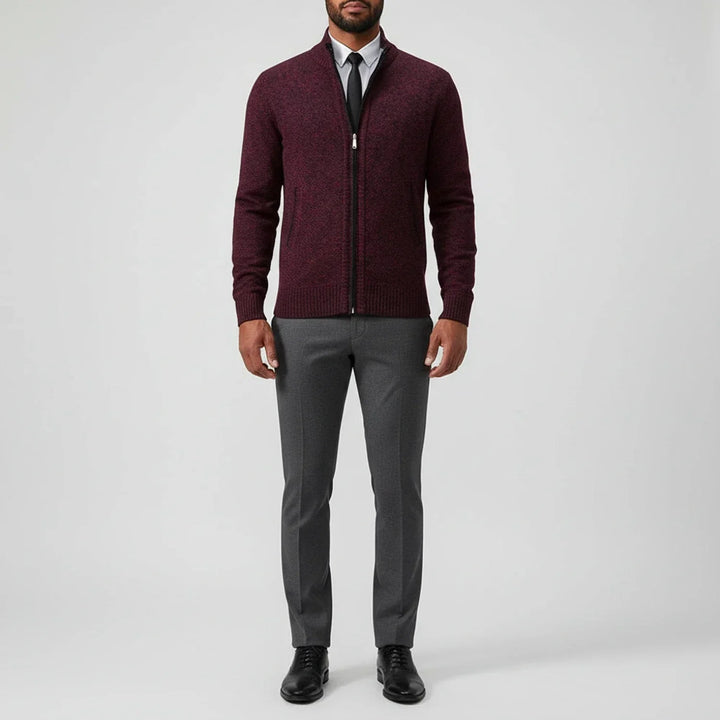 Ce cardigan homme à col montant offre confort, chaleur et un style décontracté-chic pour l'automne-hiver.
