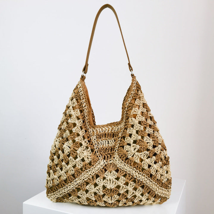 Sac d'été chic en paille pour femme, accessoire idéal pour les vacances ou le quotidien. Tressé main.