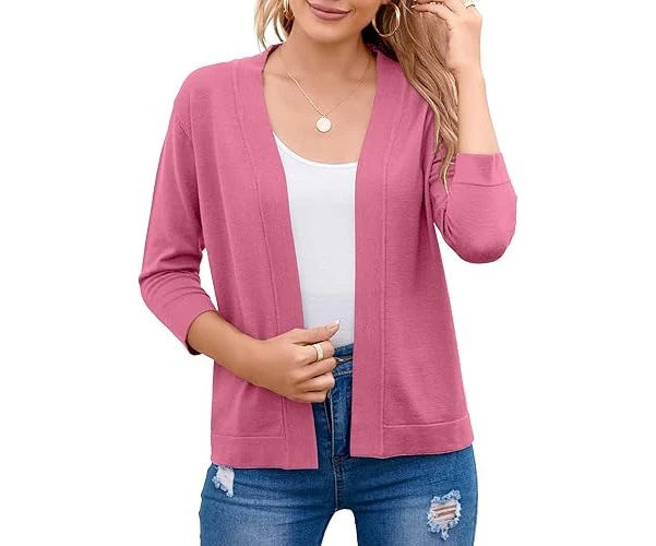 Cardigan femme léger et élégant, coupe courte ouverte. Idéal pour une superposition confortable et stylée.