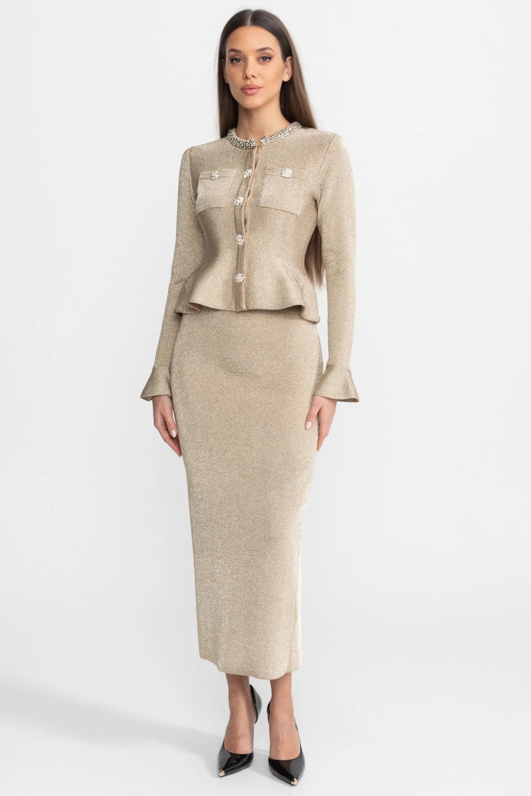 Robe ajustée femme manches longues, style moderne élégant, idéale automne/printemps. Mode féminine et confortable.
