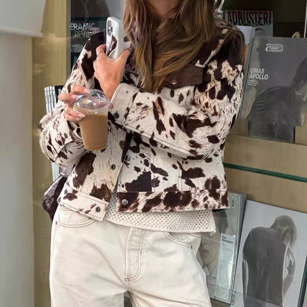 Veste courte femme cropped tendance, motif irrégulier original. Idéale mode printemps/automne.