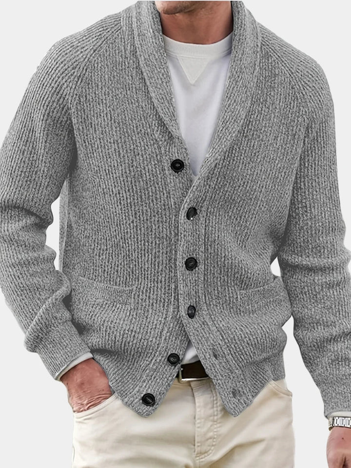 Gilet homme décontracté et élégant, parfait pour la mode masculine automne-hiver. Idéal pour superposition.