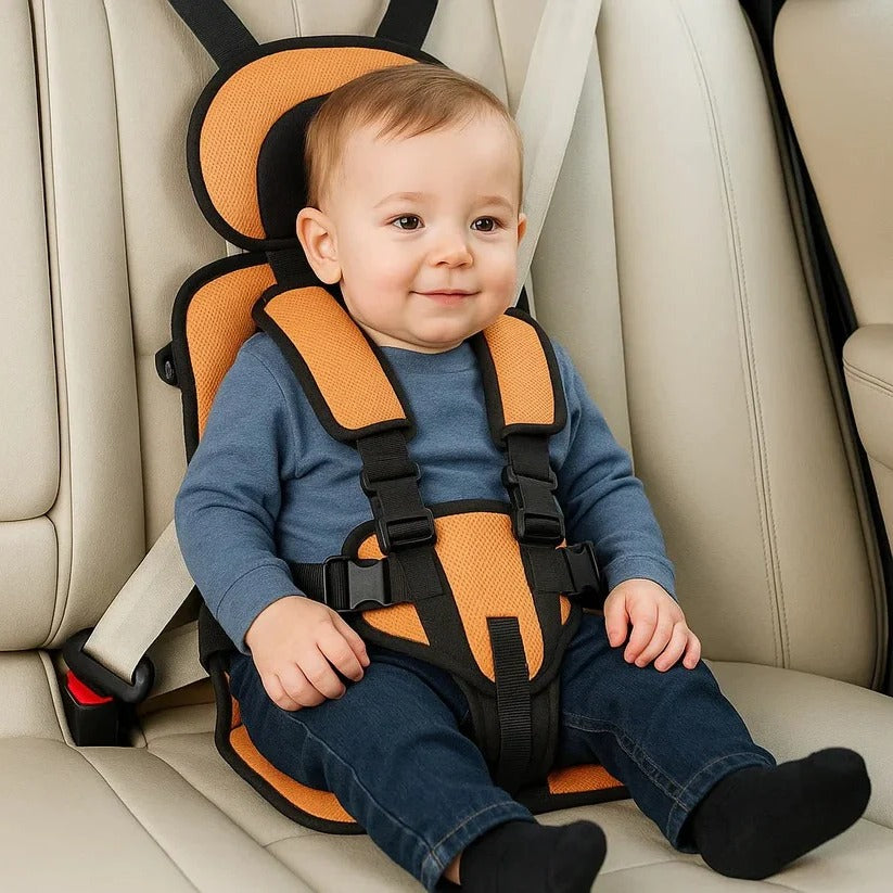 Siège d'appoint léger, l'accessoire voiture idéal pour les enfants en déplacement fréquent.