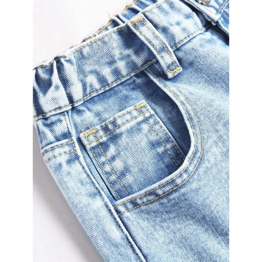 Pantalon femme décontracté élégant à taille mi-haute, coupe large fluide, parfait pour la mode féminine.