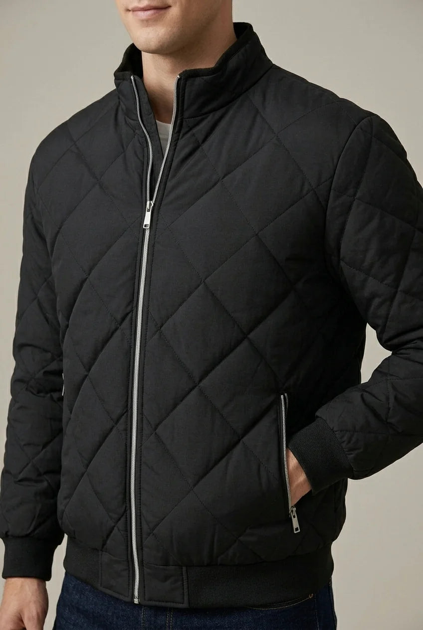 Cardigan homme épais à col montant pour l'hiver, confortable et chaud, parfait pour la mode décontractée.