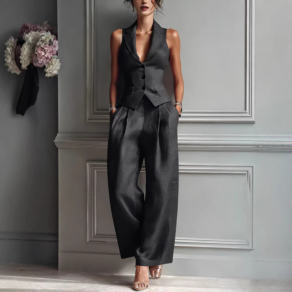 Gilet sans manches élégant pour femme, partie de l'ensemble tailleur décontracté. Mode été polyvalente.